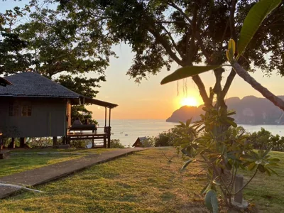 Bungalow West Seaview — HIP Seaview Resort @ Phi Phi