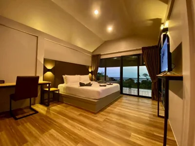 Deluxe-Doppelzimmer mit Balkon und Meerblick — HIP Seaview Resort @ Phi Phi